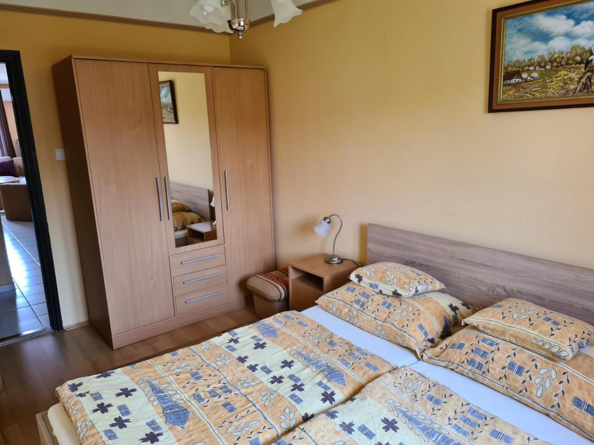 זלקרוס Balazs Apartman מראה חיצוני תמונה