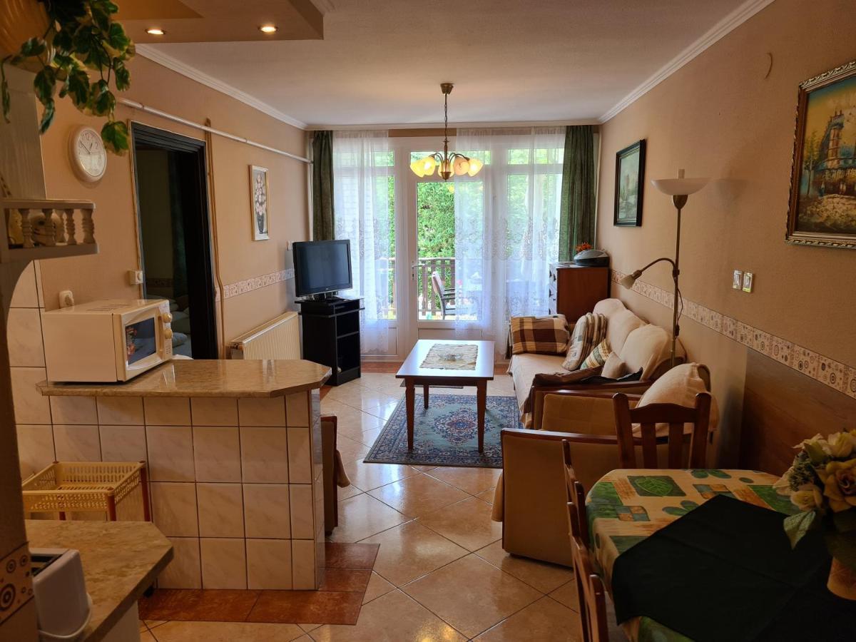 זלקרוס Balazs Apartman מראה חיצוני תמונה
